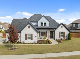 1611 Grace Pl, Bentonville, AR 72713