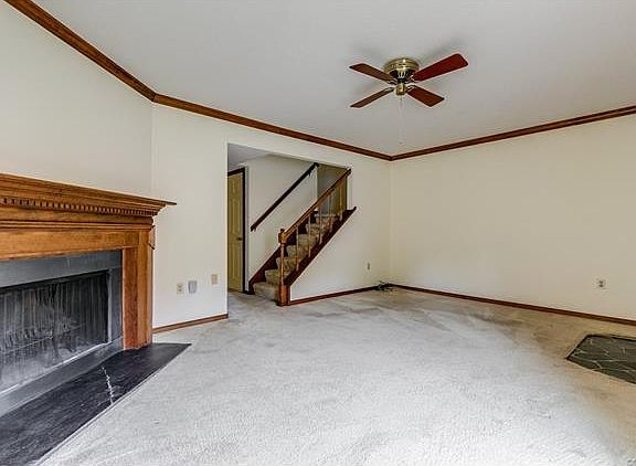 4th image of 71 Dehaven Dr