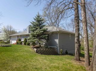 N2395 Shady Side Dr, Lake Geneva, WI 53147