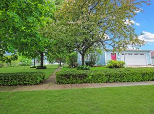 302 Washington St, Ridott, IL 61067