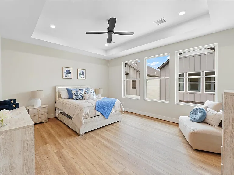 2131 Blalock Rd #J — Photo 20