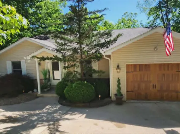 601 E Gray Friar, Marthasville, MO 63357