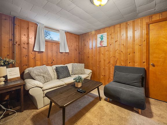 2nd image of 420 N 6th Ave #1/2