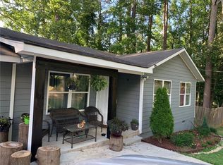 313 Chestnut Ct, Lawrenceville, GA 30046