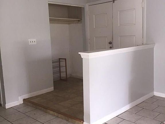 5th image of 26 Florida Park Dr