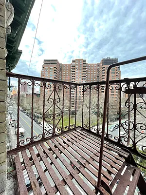 Rented by (Legacy) NY Quality Living Uptown | media 11