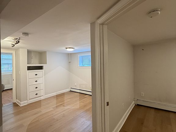 5th image of 192 Central St APT 1