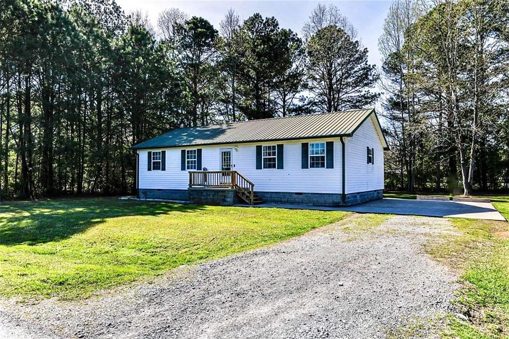54 Reynolds St, Lyerly, GA 30730 Zillow
