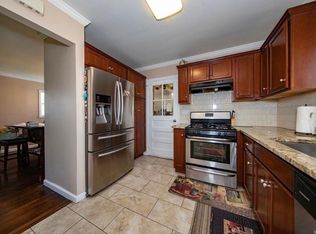 28 London Rd, Syosset, NY 11791