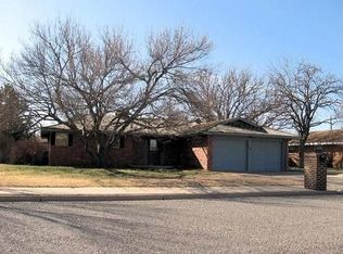 120 E 28th Ave, Pampa, TX 79065