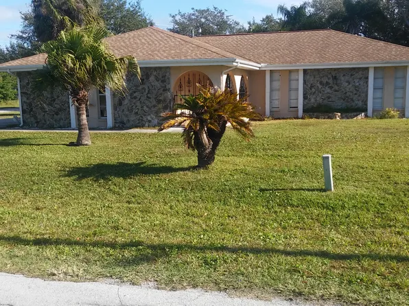 16216 Sea Pines Dr, Hudson, FL 34667