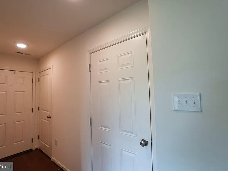 431 Williamson Ct — Photo 5