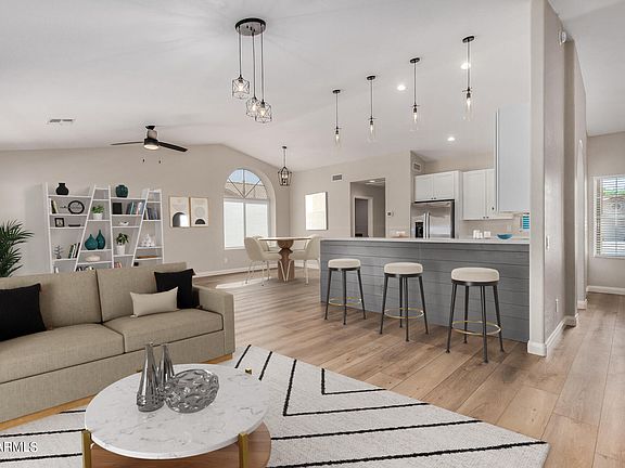 5th image of 9238 E DIAMOND Drive