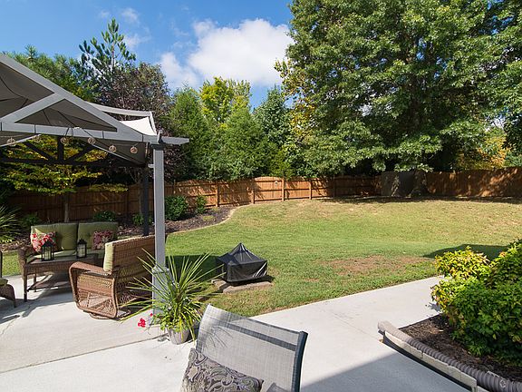 5th image of 1013 Andover View Ln