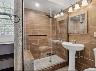 6729 S Saint Lawrence Ave #3, Chicago, IL 60637