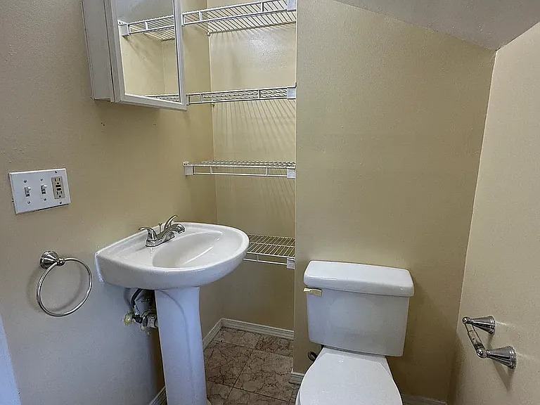 23 Brown St #C-3 — Photo 12