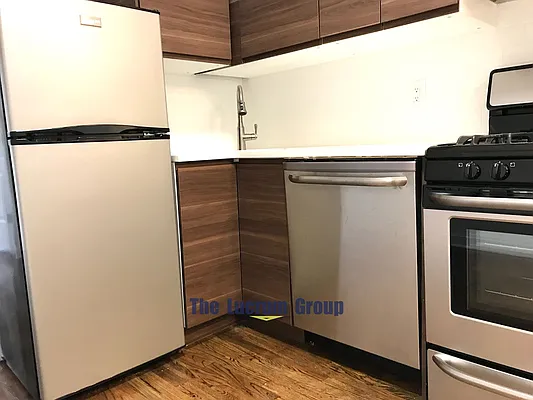 Rented by Lucrum Group | media 7