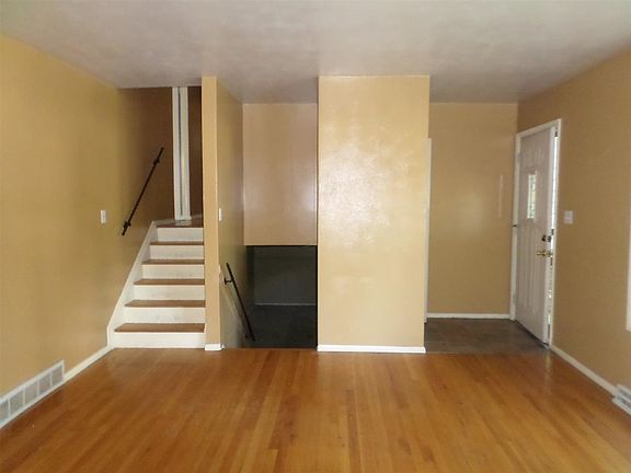 3rd image of 1609 Hass Dr