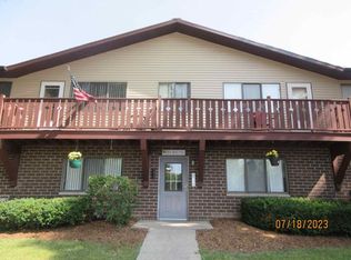 N111W15784 Vienna Ct APT 2, Germantown, WI 53022