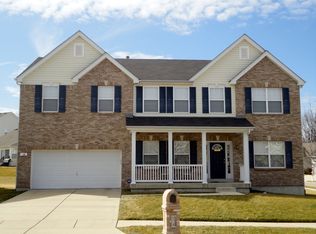 14 Fountainview Dr, Saint Charles, MO 63303