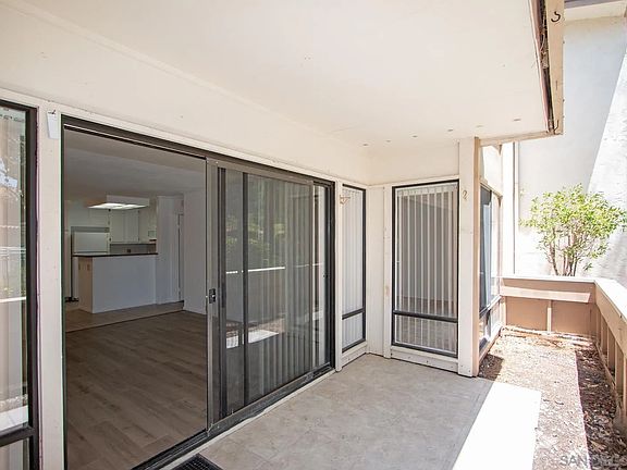 4th image of 12515 Oaks North Dr Unit 127