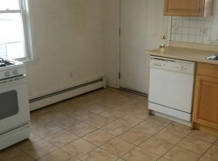 8 Magee Ave APT 2L, Stamford, CT 06902