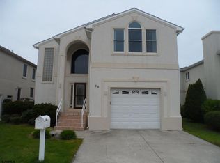 69 Seaside Ct, Margate, NJ 08402