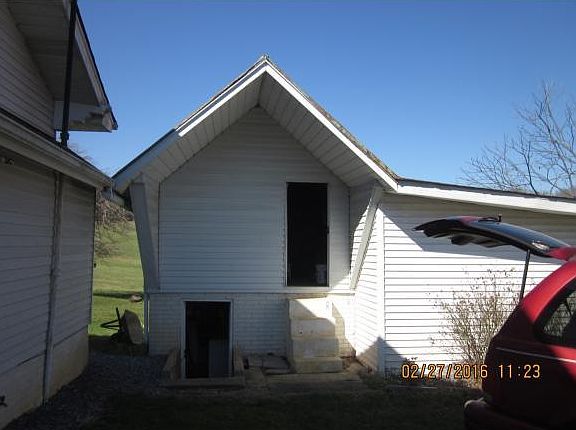 3rd image of 129 Parsons Cir