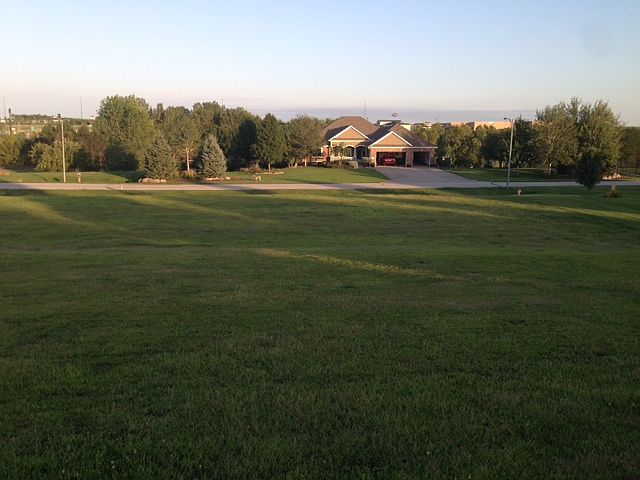 1st image of 16262 Woodland Dr
