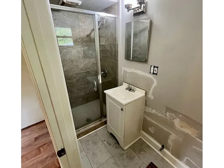 6328 Luna Dr — Photo 33