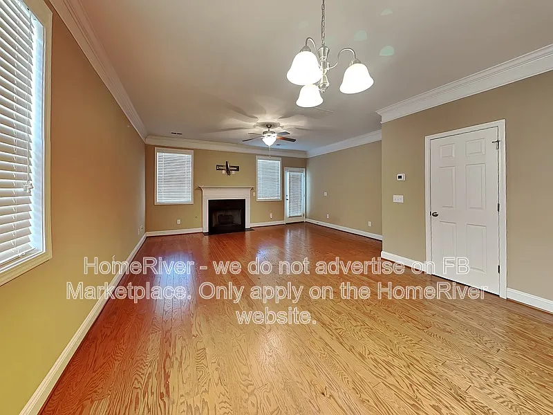 2 bed, 2.0 bath, 1334 sqft, $1,700 — Photo 4