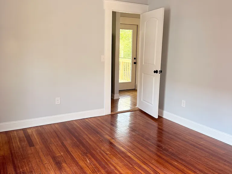 931 Carr St — Photo 16