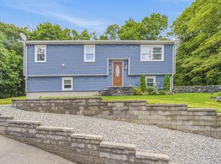 15 Sycamore St, Millbury, MA 01527