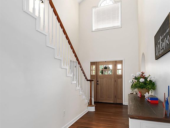 4th image of 116 Woodhaven Dr