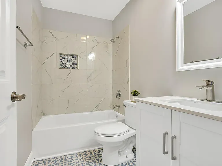 13 Pinehurst St — Photo 16