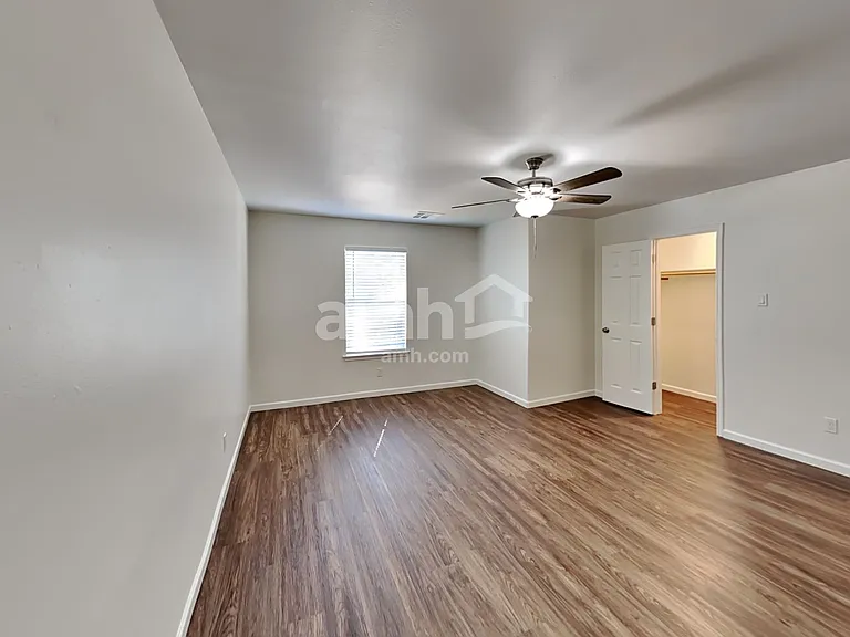 16778 Fallen Timbers Dr — Photo 10
