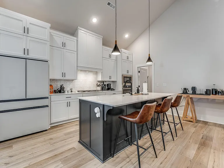 6807 Autumn Ave — Photo 6