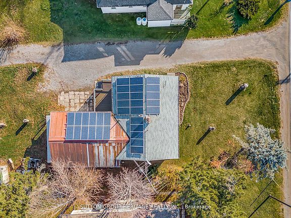 3rd image of 2020 Sturgeon Rd