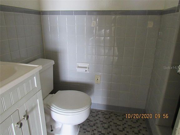 5th image of 1111 Cypress Gardens Blvd SE #16