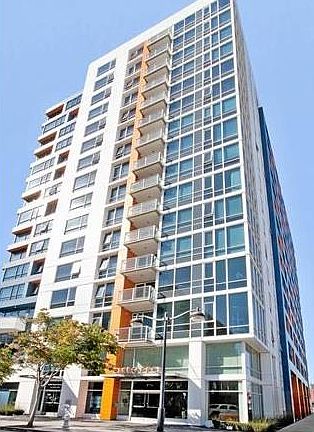 3rd image of 300 Berry St Unit 412