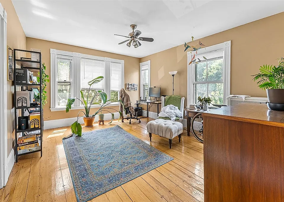 10 Granite St #2