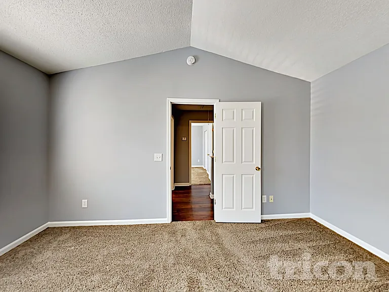 308 Fox Trot Dr — Photo 5