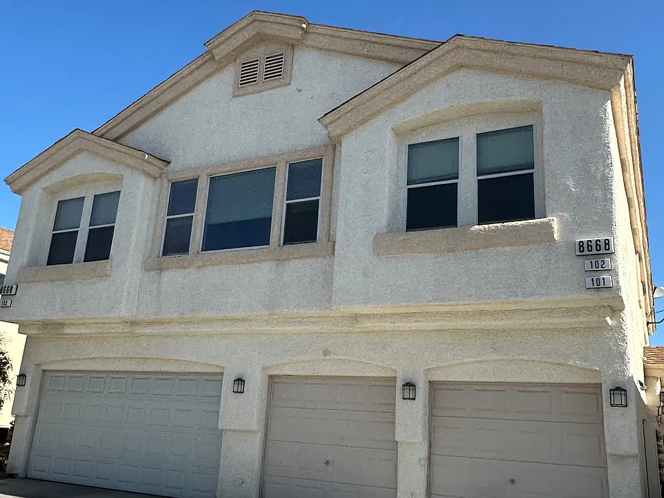 8668 Tomnitz Ave #101