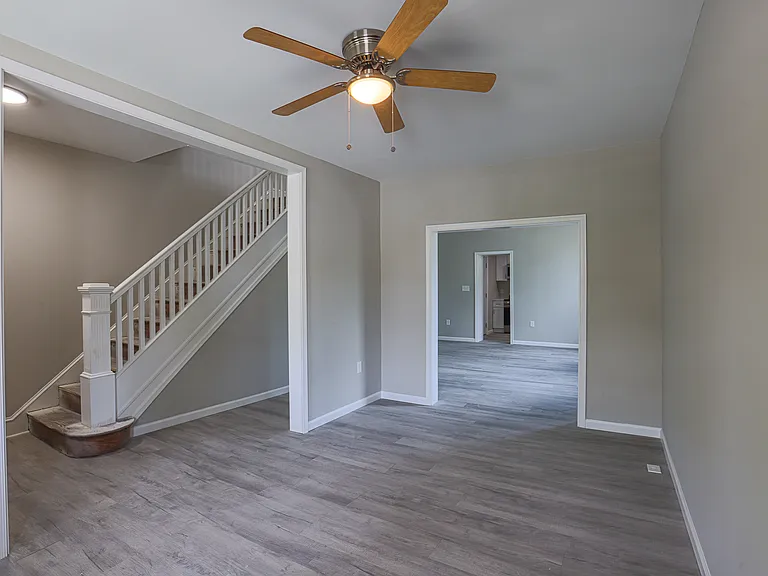 2819 Presbury St — Photo 25