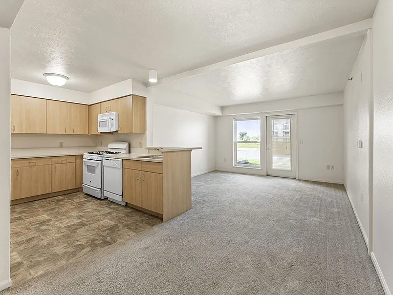 Tall Oaks Apartment Homes — Photo 51