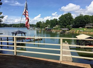 176 Yeoman Rd, Mooresville, NC 28117
