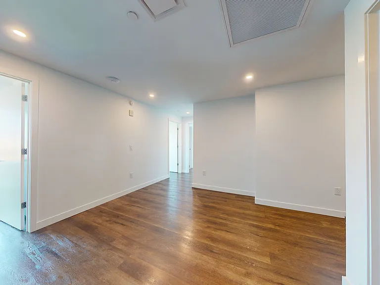 Broadridge — Photo 118