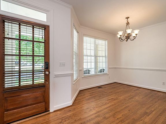 4th image of 1316 Fairview Club Dr