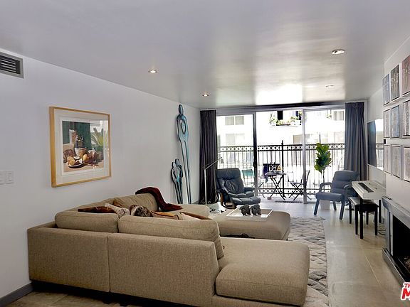 3rd image of 1351 N Crescent Heights Blvd APT 116