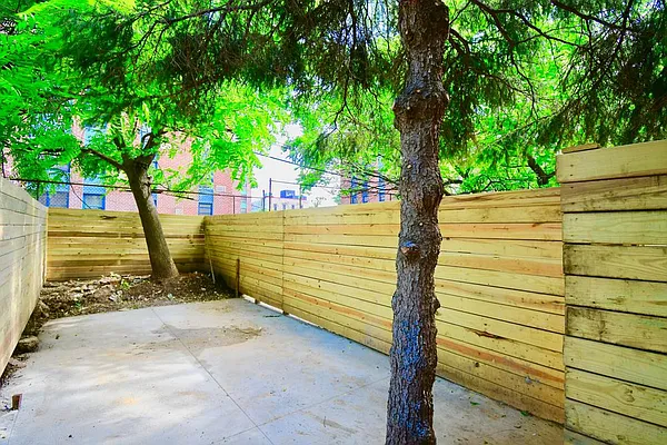 Rented by Brick&Mortar | media 30